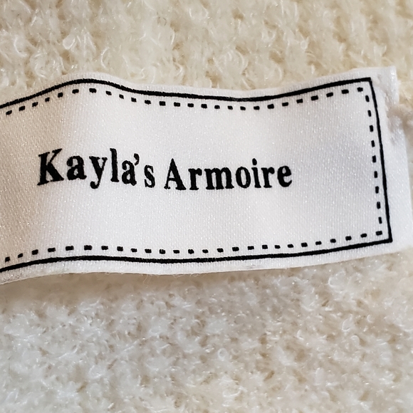 Kayla's Armoire Hooded Cardigan - Picture 5 of 5